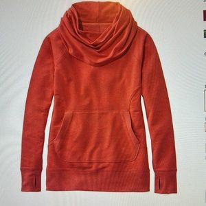 L.L.. Bean Cozy Pullover size m